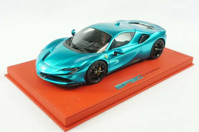 1/18 BBR FERRARI SF90 STRADALE CHROME BLUE DELUXE RED LEATHER BASE limited 15pcs