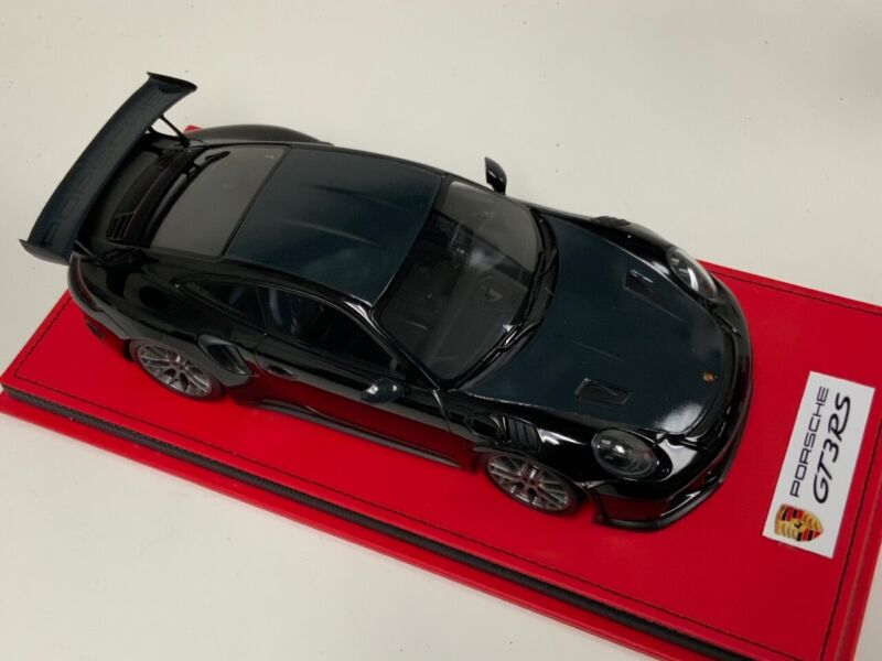 1/18 Minichamps Porsche 911 "991.2" GT3 RS Black Titanium Wheels leather base $464.95 ModelCarsHub