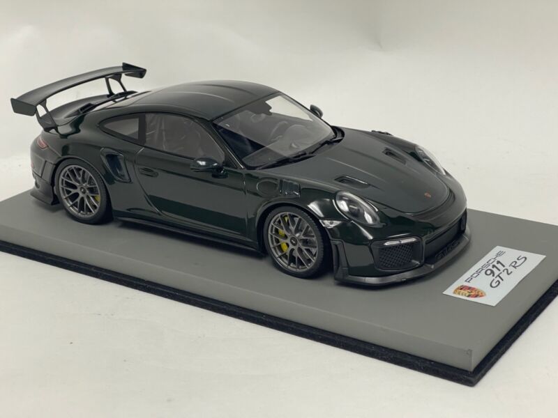 1/18 Minichamps Porsche 911 "991.2" GT2 RS Green / Titanium Wheels leather AB027 $464.95 ModelCarsHub