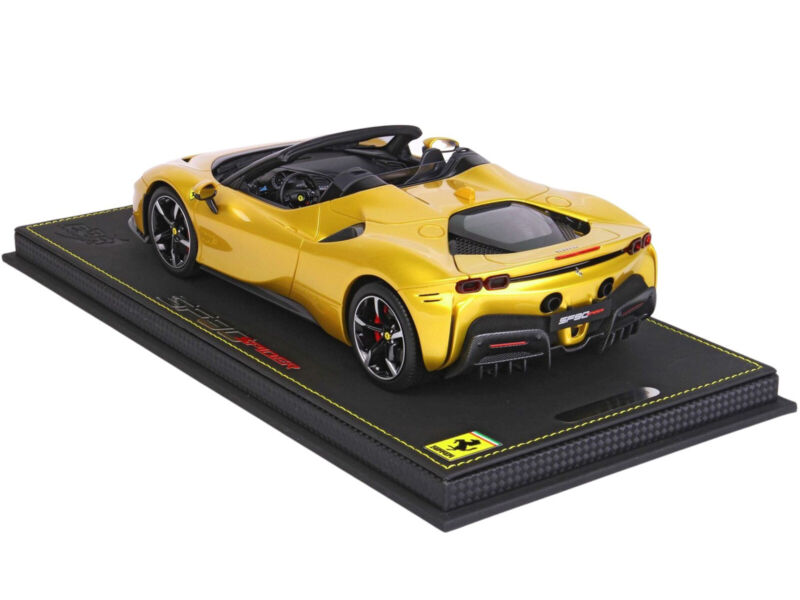 FERRARI SF90 SPIDER CONVERTIBLE YELLOW & DISPLAY CASE 1/18 MODEL BY BBR P18194 A