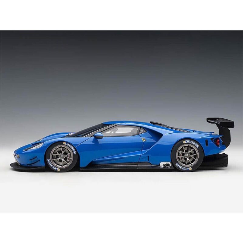 1/18 Autoart Ford Gt Le Mans Plain Color Version Blue Model Car Manufacturer Brand: Autoart MPN: 81812 Color: Blue Material: Composite diecast with some plastic Scale Size: 1:18 Part Type: Collectible Cars Dimensions approximately L-10.75 inches. ${sh$op-