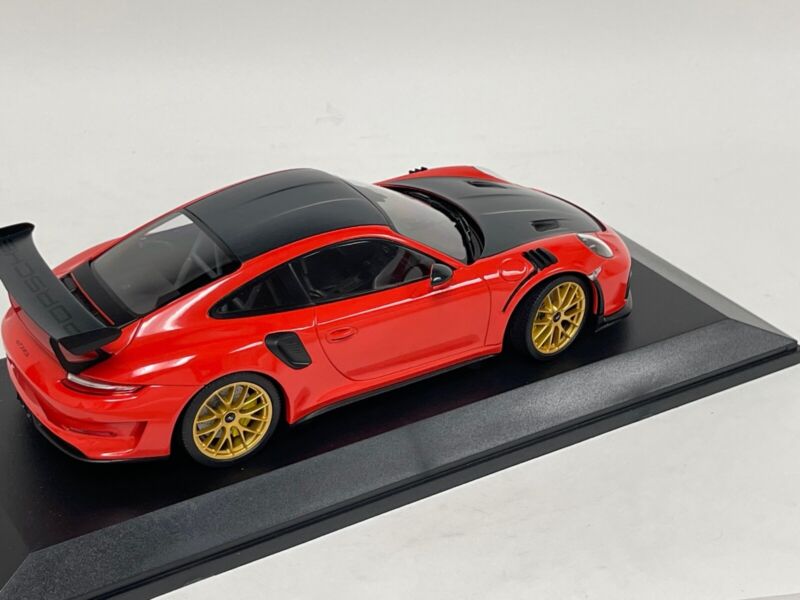 1/18 Minichamps Porsche 911 "991.2" GT3 RS in Orange with Weissach Package P05B $309.95 ModelCarsHub