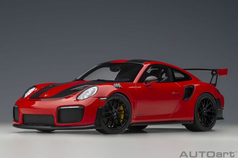 Autoart Porsche 911 (991.2) GT2 RS Weissach Package Guards Red 1/18 Scale New!