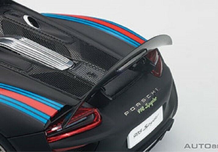 AUTOart 77929 Porsche 918 Spyder Weissach Package (Black/Martini Livery) 1:18