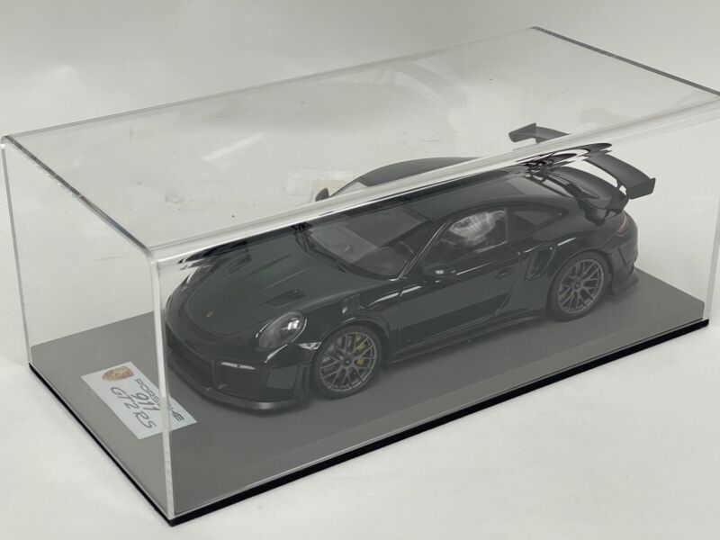 1/18 Minichamps Porsche 911 "991.2" GT2 RS Green / Titanium Wheels leather AB027 $464.95 ModelCarsHub