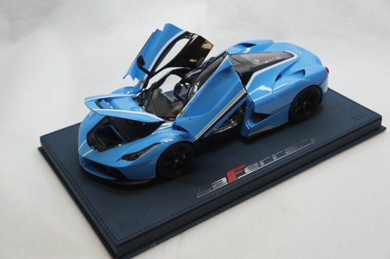 1/18 BBR FERRARI LAFERRARI DIE CAST LIGHT BLUE DELUXE BLUE LEATHER limited 30pcs