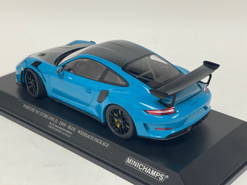 1/18 Minichamps Porsche 911 "991.2" GT3 RS Baby Blue Weissach Package P1 $329.95 ModelCarsHub