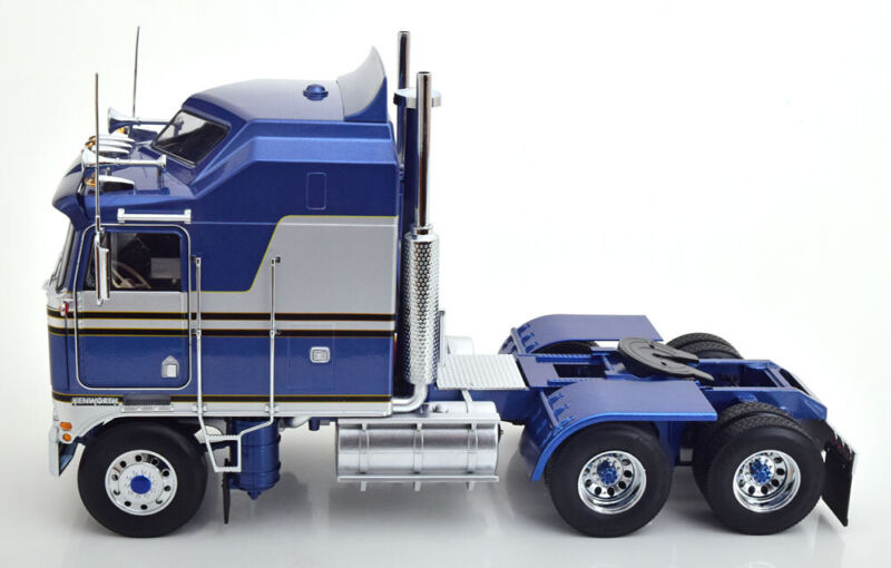 1976 1:18 Road Kings Kenworth K100 Aerodyne Blue Metallic/Silver