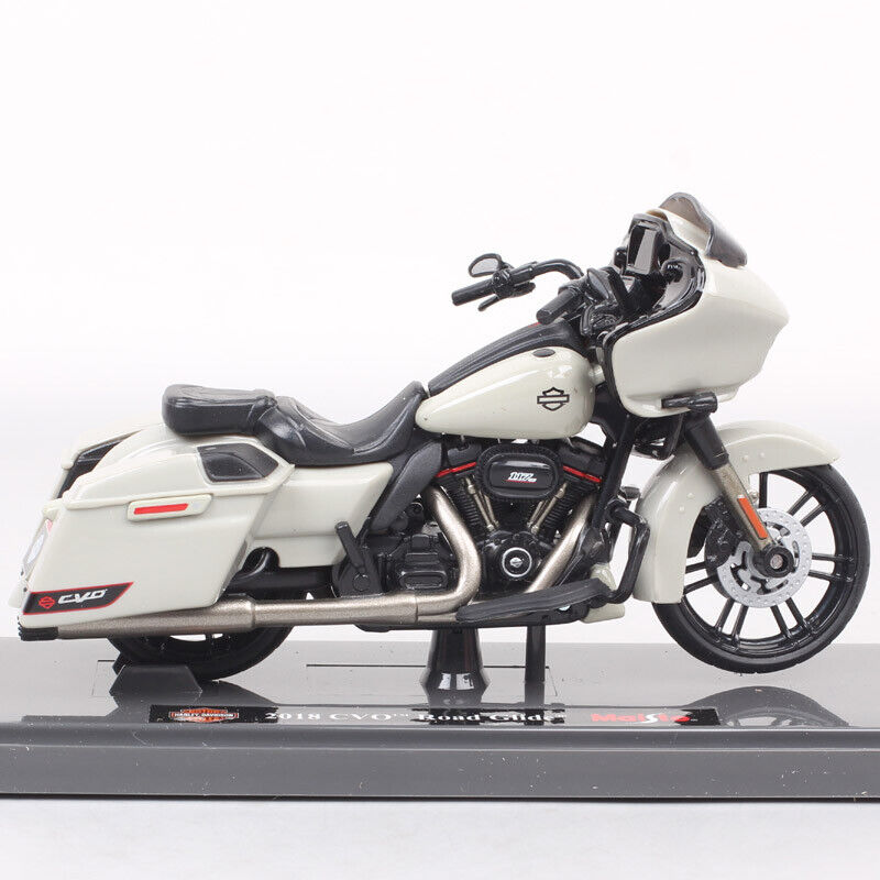 Maisto 1:18 Scale Harley CVO Road Glide Motorcycle Diecast Bike Models Toy 2018