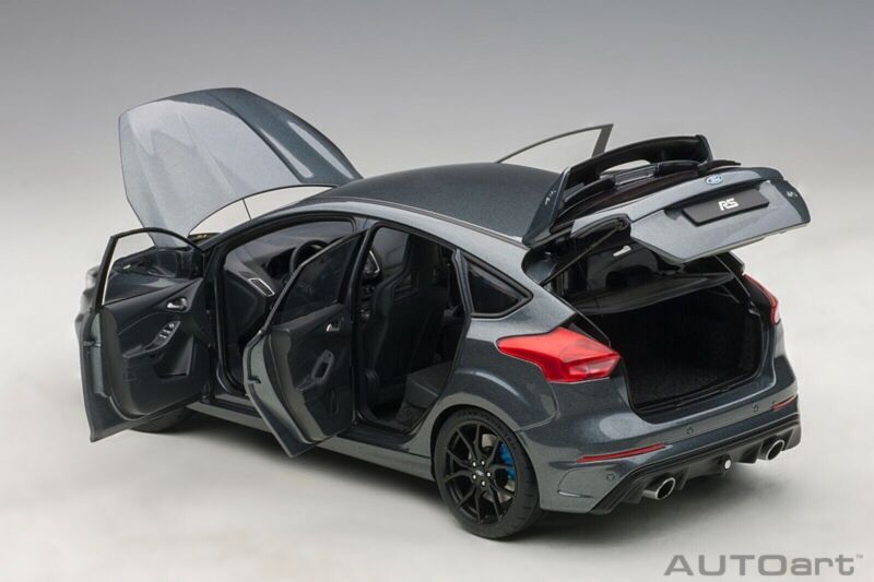 1/18 Autoart Ford Focus RS Stealth 2016 Gray Metallic Model Car Manufacturer Brand: Autoart MPN: 72954 Color: Gray Metallic Material: Composite diecast with some plastic Scale Size: 1:18 Part Type: Collectible Cars Dimensions approximately L-9.5 inches. $