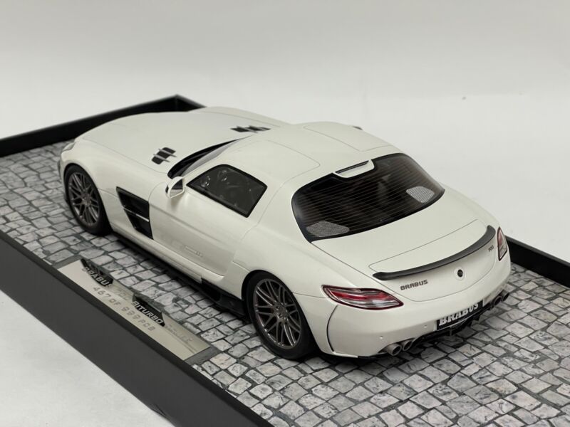 1/18 Minichamps First Class Mercedes Benz Brabus 700 BiTurbo Coupe in White $356.95 ModelCarsHub