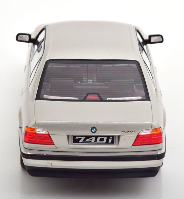 KK-Scale 1:18 BMW 740I E38 1.SERIE SILVER 1994 diecast model