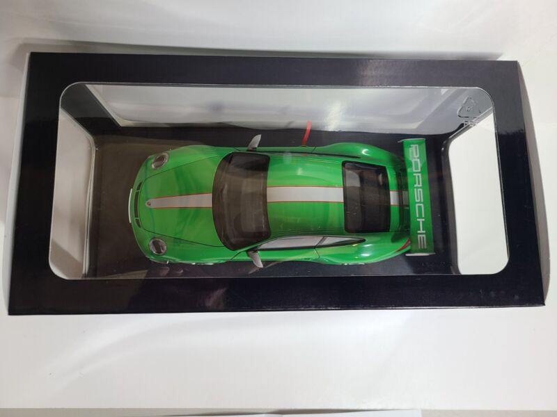 AUTOart PORSCHE 911 997 GT3 RS 4.0 GREEN NIB LE 1:18 SCALE 78149