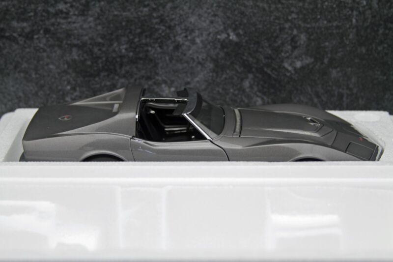 AUTOart 1970 Chevy Corvette Laguna Gray Metallic Millennium Collection 1:18