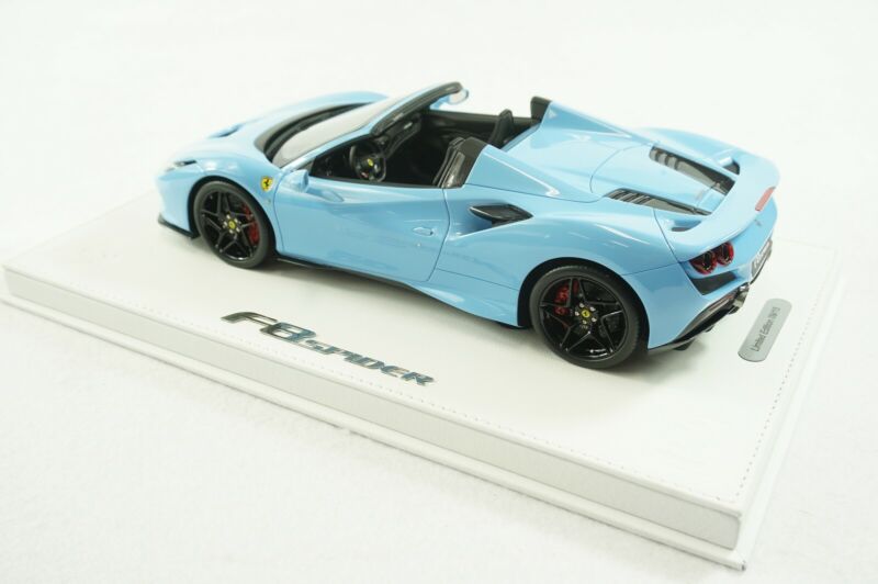 1/18 BBR FERRARI F8 TRIBUTO SPYDER AZZURRO BLUE DELUXE WHITE LEATHER