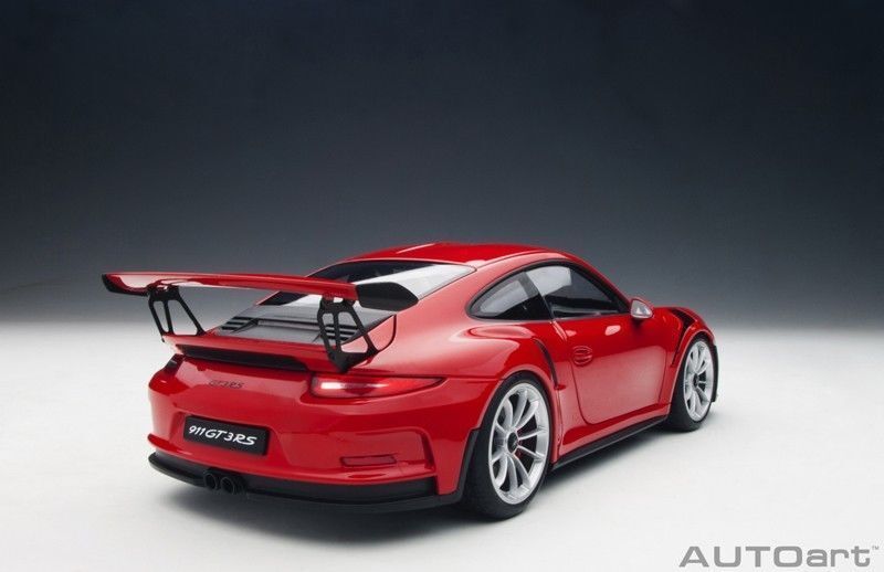 AUTOART Porsche 911 991 GT3 RS Guards Red / Silver Wheels 1:18