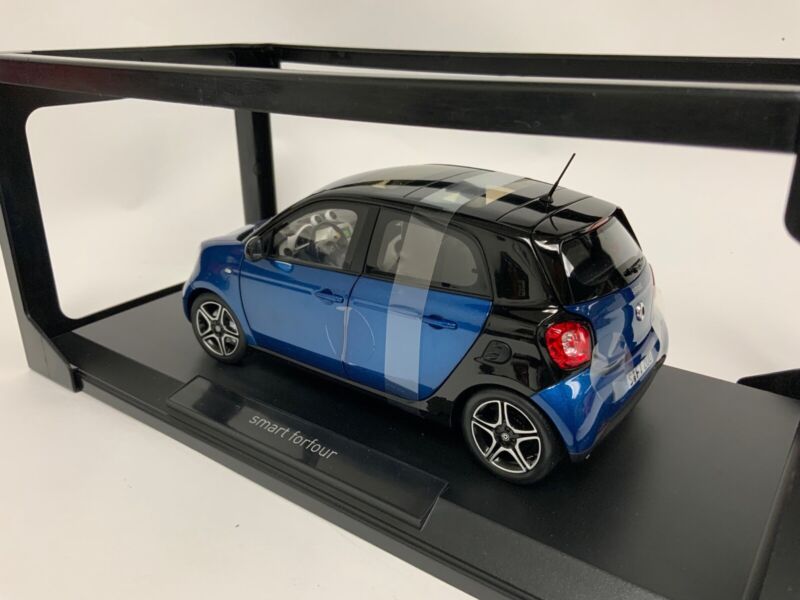 1/18 Norev Smart Forfour from 2015 in Black and Blue 183435 NC1153 $149.95 ModelCarsHub