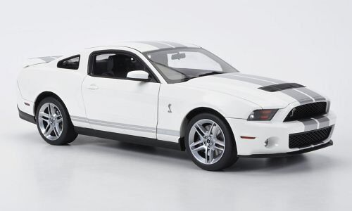 2010 FORD MUSTANG SHELBY GT500 COBRA WHITE SILVER STRIPES 1:18 by AUTOart 72917