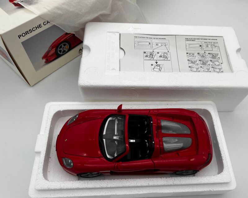 AUTOart 1:18 Porsche Carrera GT 2004 Red w/Black interior Never displayed NIB