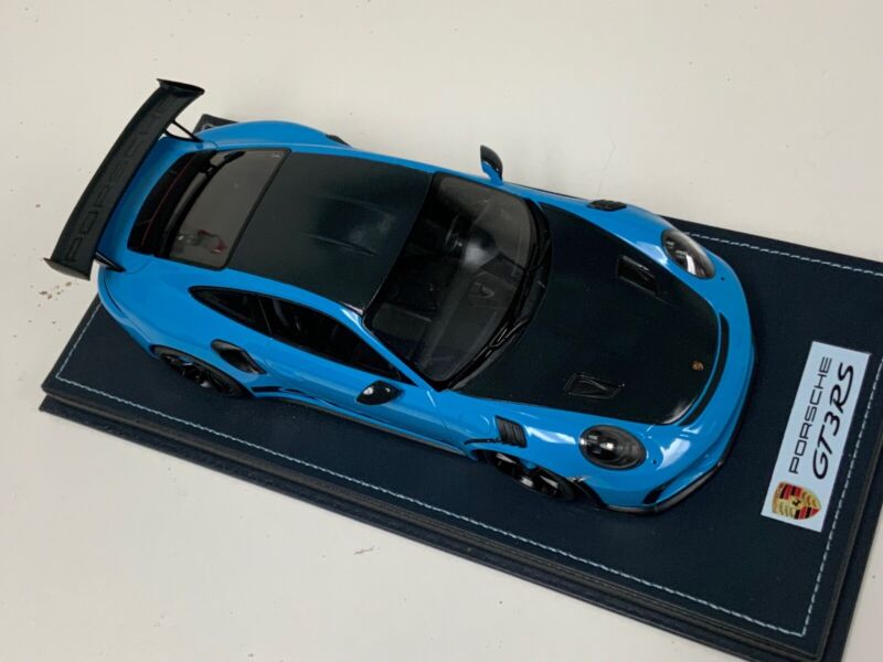 1/18 Minichamps Porsche 911 "991.2" GT3 RS Baby Blue Black Wheels leather base $464.95 ModelCarsHub