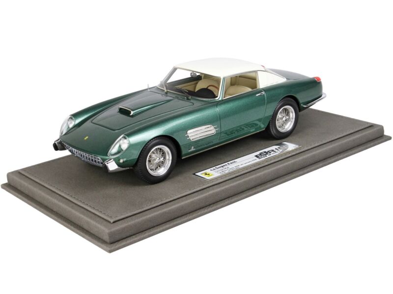 FERRARI SUPERFAST 4.9 GREEN METALLIC & DISPLAY CASE 1/18 CAR BBR CARS 1819 B