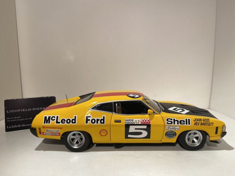 AUTOART 1:18 FORD FALCON XA RACE CAR 1973 GOSS/BARTLETT #5 87314 SHELL VERY RARE