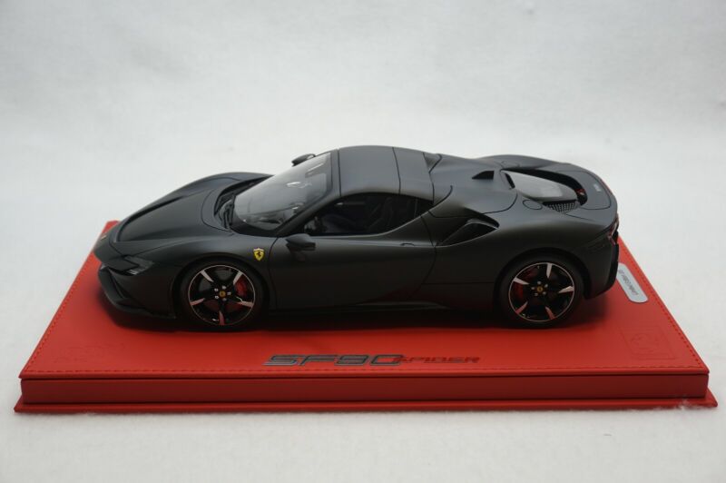 1/18 BBR FERRARI SF90 SPIDER CLOSED MATT BLACK/SILVER DELUXE RED LEATHER limited 5pcs