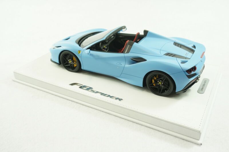 1/18 BBR FERRARI F8 TRIBUTO SPYDER AZZURRO BLUE MATT DELUXE WHIT LEATHER