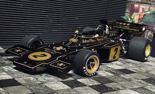 1:18 AUTOart Lotus Ford John Player Special 72E #2