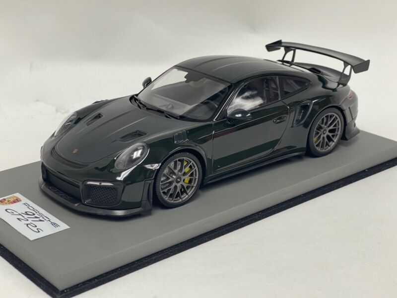 1/18 Minichamps Porsche 911 "991.2" GT2 RS Green / Titanium Wheels leather AB027 $464.95 ModelCarsHub