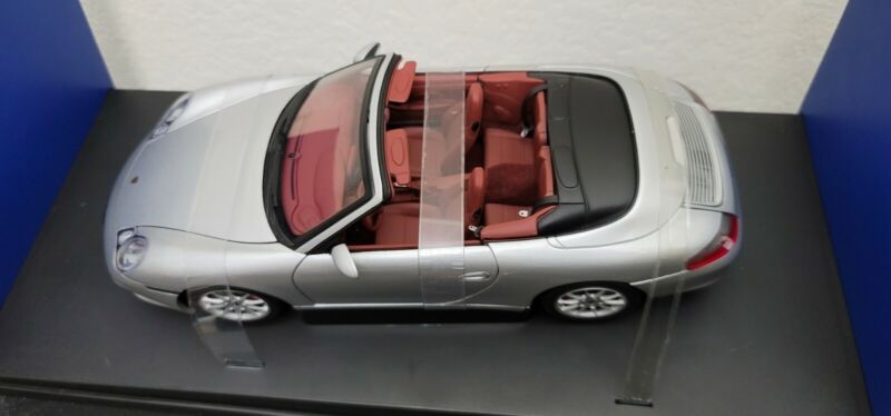 Autoart Porsche 911 Carrera Cabriolet 996 silver 1/18 Diecast NEW! Rare!