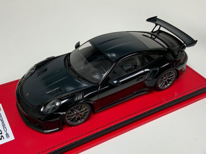 1/18 Minichamps Porsche 911 "991.2" GT3 RS Black Titanium Wheels leather base $464.95 ModelCarsHub