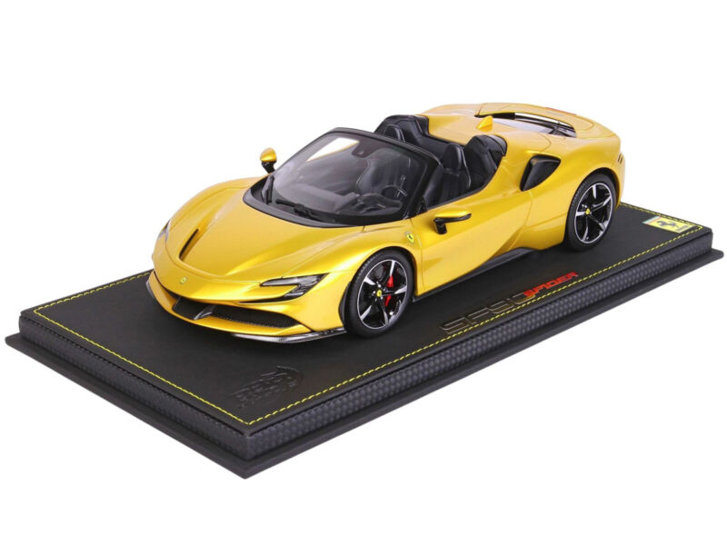 FERRARI SF90 SPIDER CONVERTIBLE YELLOW & DISPLAY CASE 1/18 MODEL BY BBR P18194 A