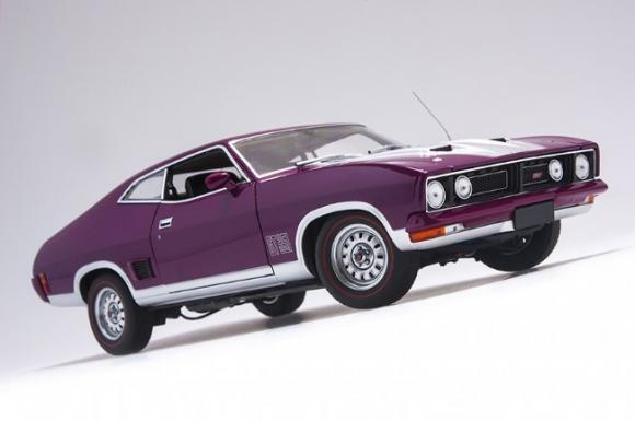 1/18 AUTOart XB Ford Falcon GT Hardtop Mulberry Metallic Silver Accents 72881