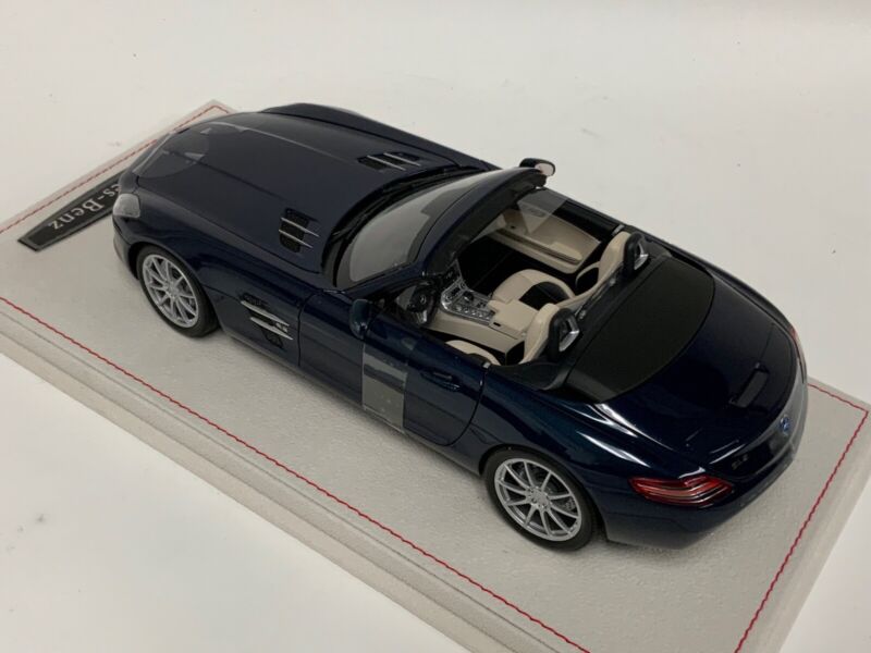 1/18 Minichamps Mercedes Benz SLS AMG Roadster in Metallic Blue 2011 Custom AB07 $309.95 $389.99 ModelCarsHub