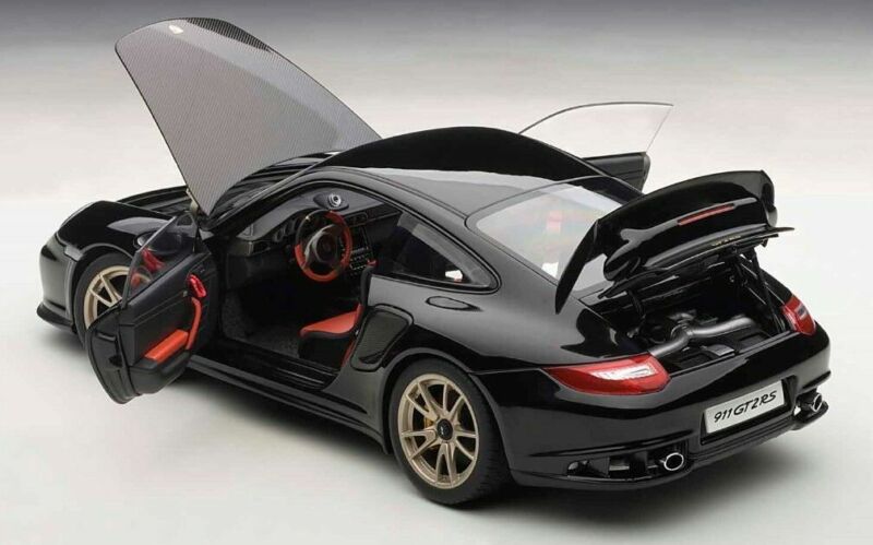 AutoArt 77962 PORSCHE 911 (997) GT2 RS 1:18 NEW in Box BLACK