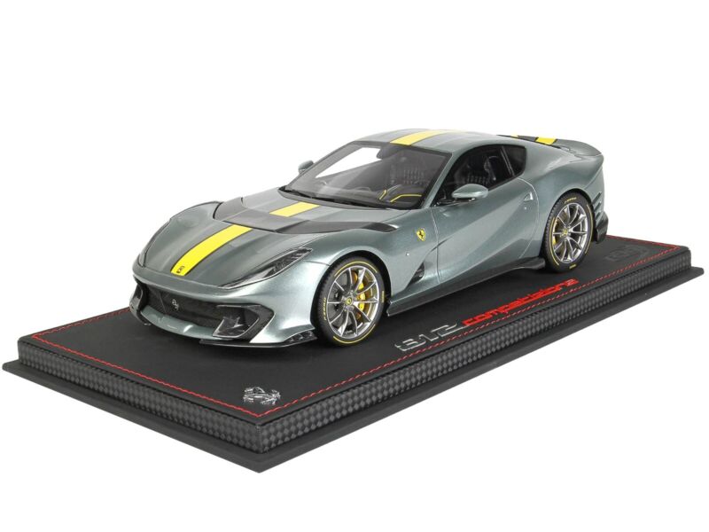 BBR 1/18 FERRARI 812 COMPETIZIONE GRAY & DISPLAY CASE