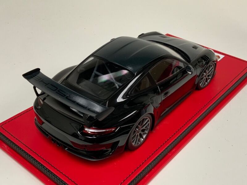 1/18 Minichamps Porsche 911 "991.2" GT3 RS Black Titanium Wheels leather base $464.95 ModelCarsHub