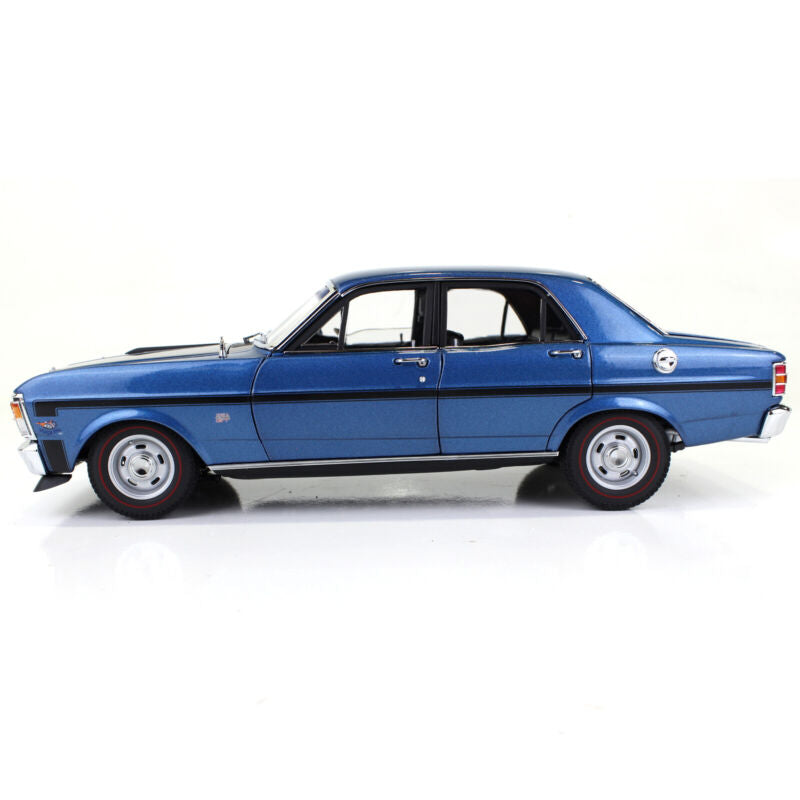 1/18 Classic Carlectables XW Ford Falcon Phase II GTHO Super Roo Starlight Blue