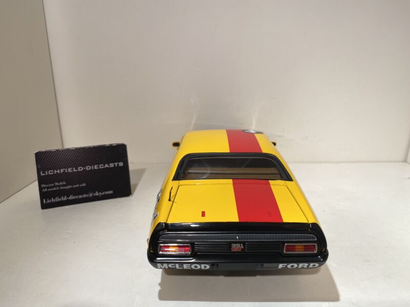 AUTOART 1:18 FORD FALCON XA RACE CAR 1973 GOSS/BARTLETT #5 87314 SHELL VERY RARE