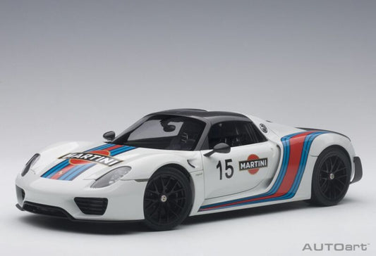 AutoArt 1:18 Porsche 918 Spyder Weissach Package White/Martini Livery Model Car