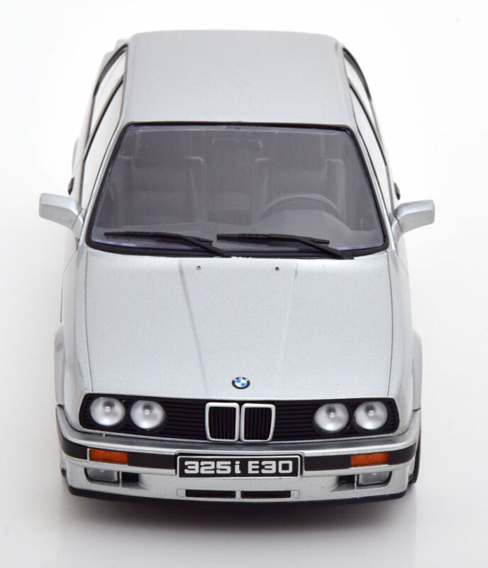 KK-Scale 1:18 BMW 325i E30 M-PACKAGE 1 SILVER 1987 diecast model