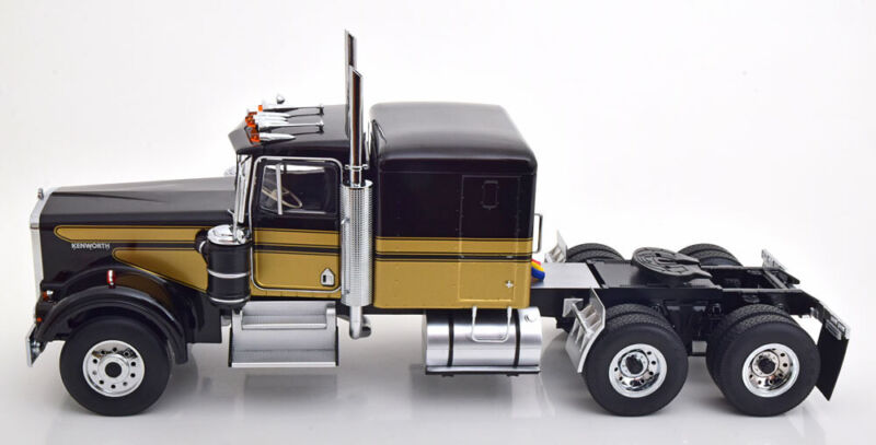 1:18 Road Kings Kenworth W900 Black/Gold