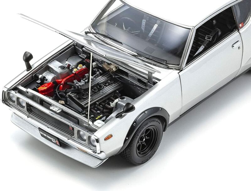 Kyosho Original 1/18 NISSAN SKYLINE 2000 GT-R (KPGC110) Silver KS08255S