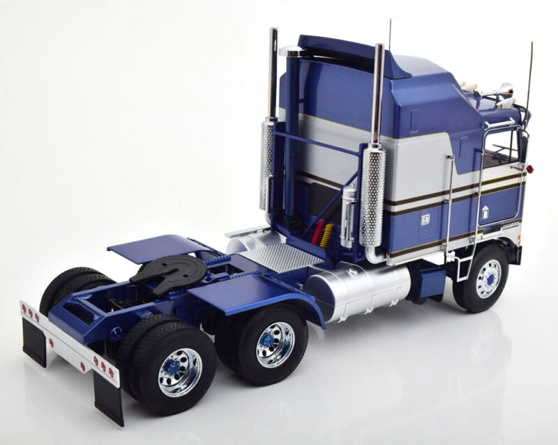 1976 1:18 Road Kings Kenworth K100 Aerodyne Blue Metallic/Silver