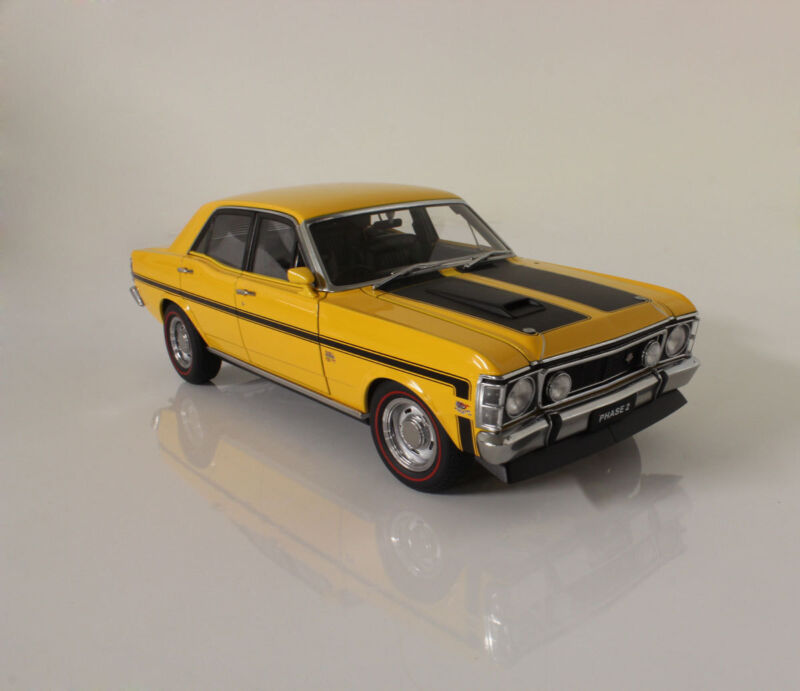 1:18 AUTOart XW GTHO Phase 2 Ford Falcon Surfer Orange