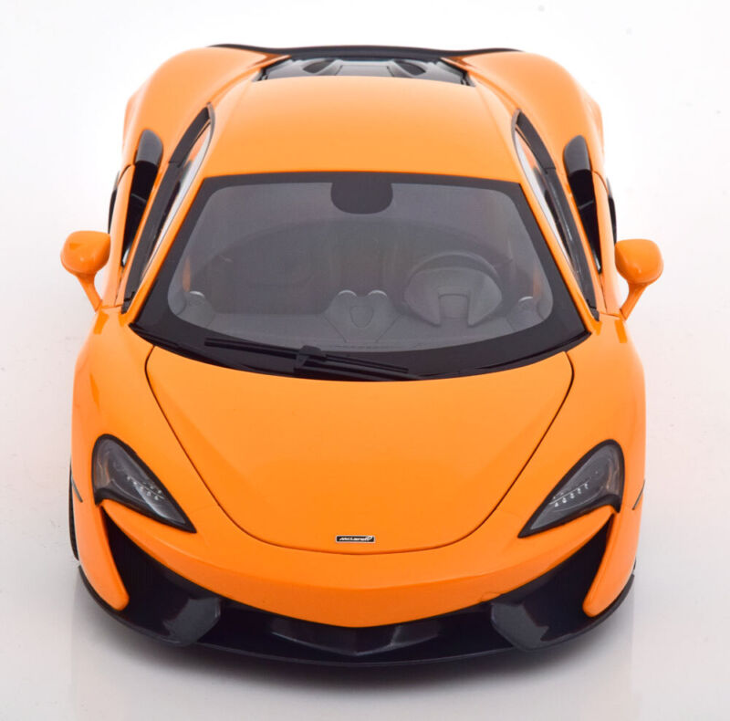 2016 1:18 AUTOart McLaren 570S Coupe Orange