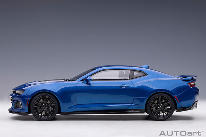 1/18 Chevrolet Camaro ZL1 Hyper Blue Metallic Model Car by AUTOart 71209 $335.95 $671.9 ModelCarsHub