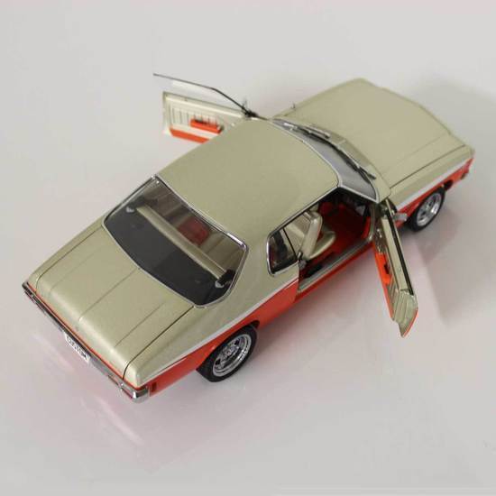 1/18 HQ Holden Monaro GTS Orange Tang Model Man Cave Classic Carlectables 18592