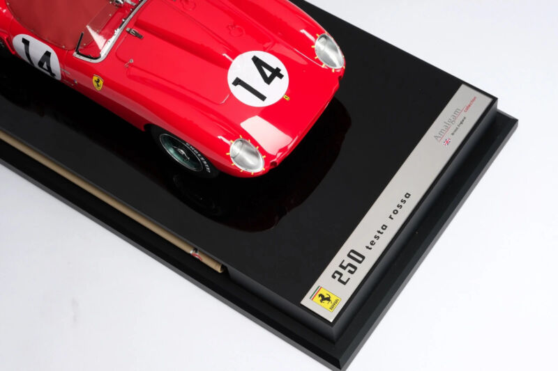 1/18 Amalgam Ferrari 250 TR 1958 Le Mans Winner The outer sleeve has some shelf wear/very minor creasing. Please contact me if you would like pictures of this. This is a very heavy model (10.5 pounds!) due to its heavy mounting base, booklet, and special